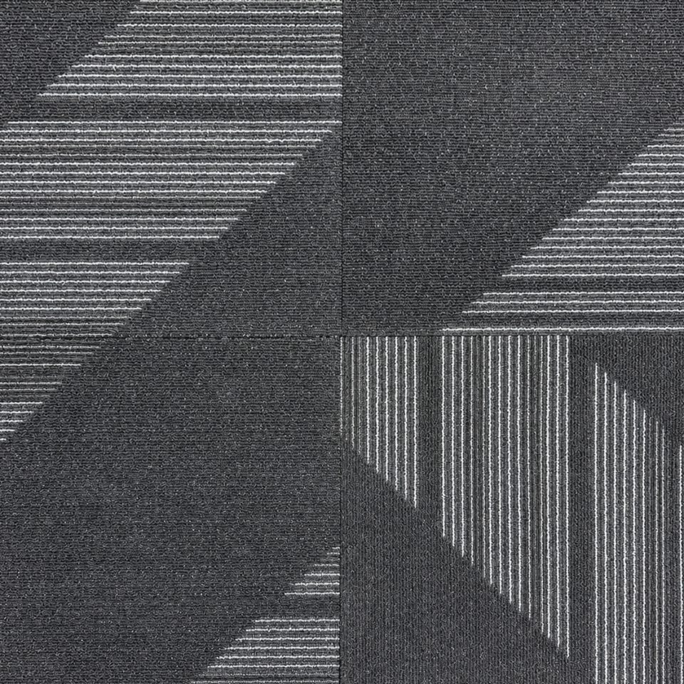 Apex Chevron — Zigzag Desenli Karo Halı